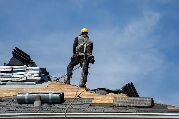 Professional Roofing technician working in Woodstock, NH